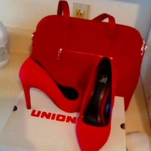 Red Purse and closed toe heels
